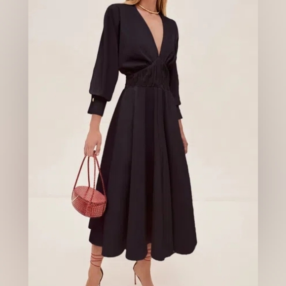 ALEXIS Viro Dress In Black - Picture 2 of 8